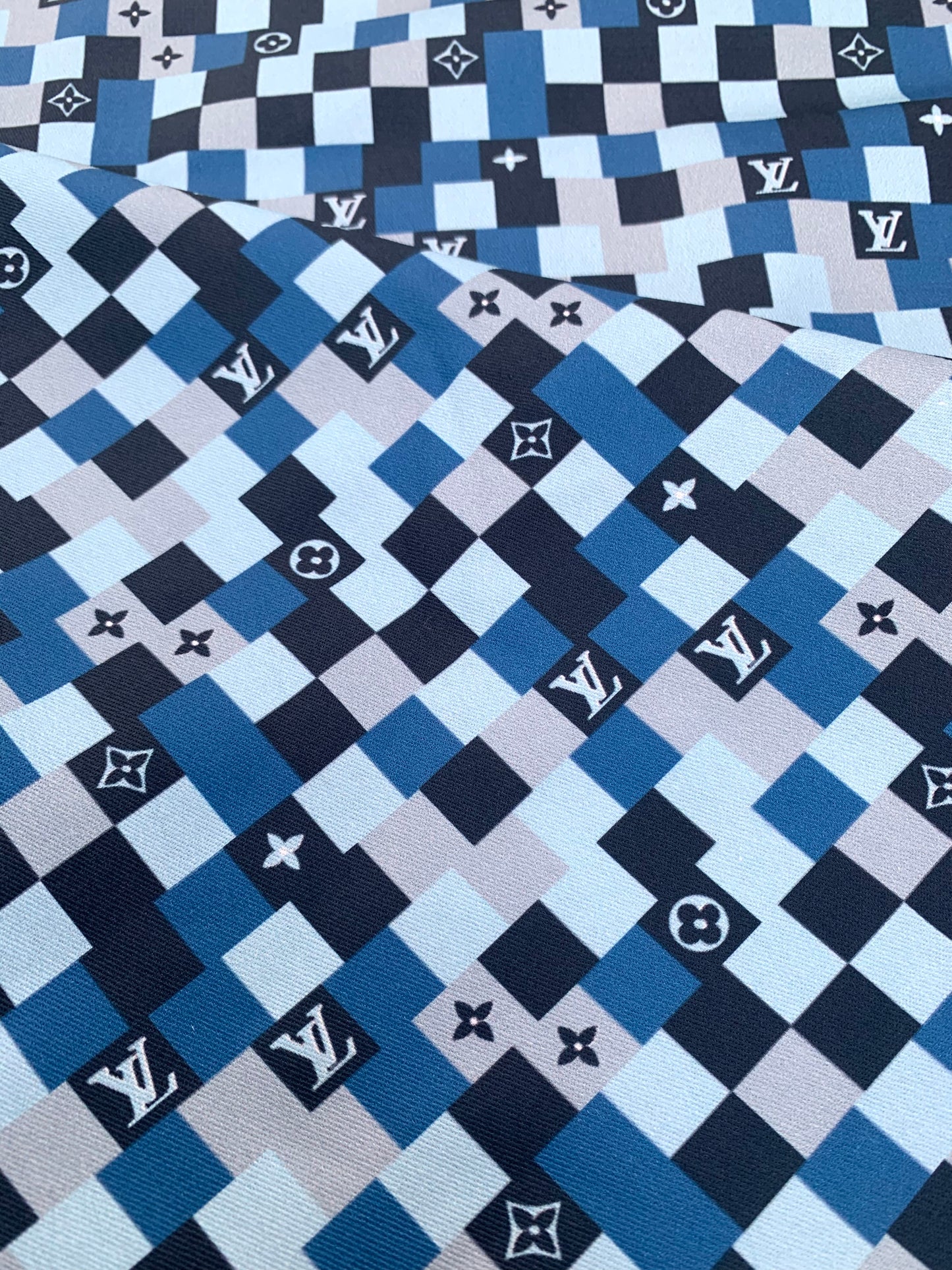 Tissu en coton LV camouflage bleu Damier personnalisé à coudre pour vêtements et costumes DIY