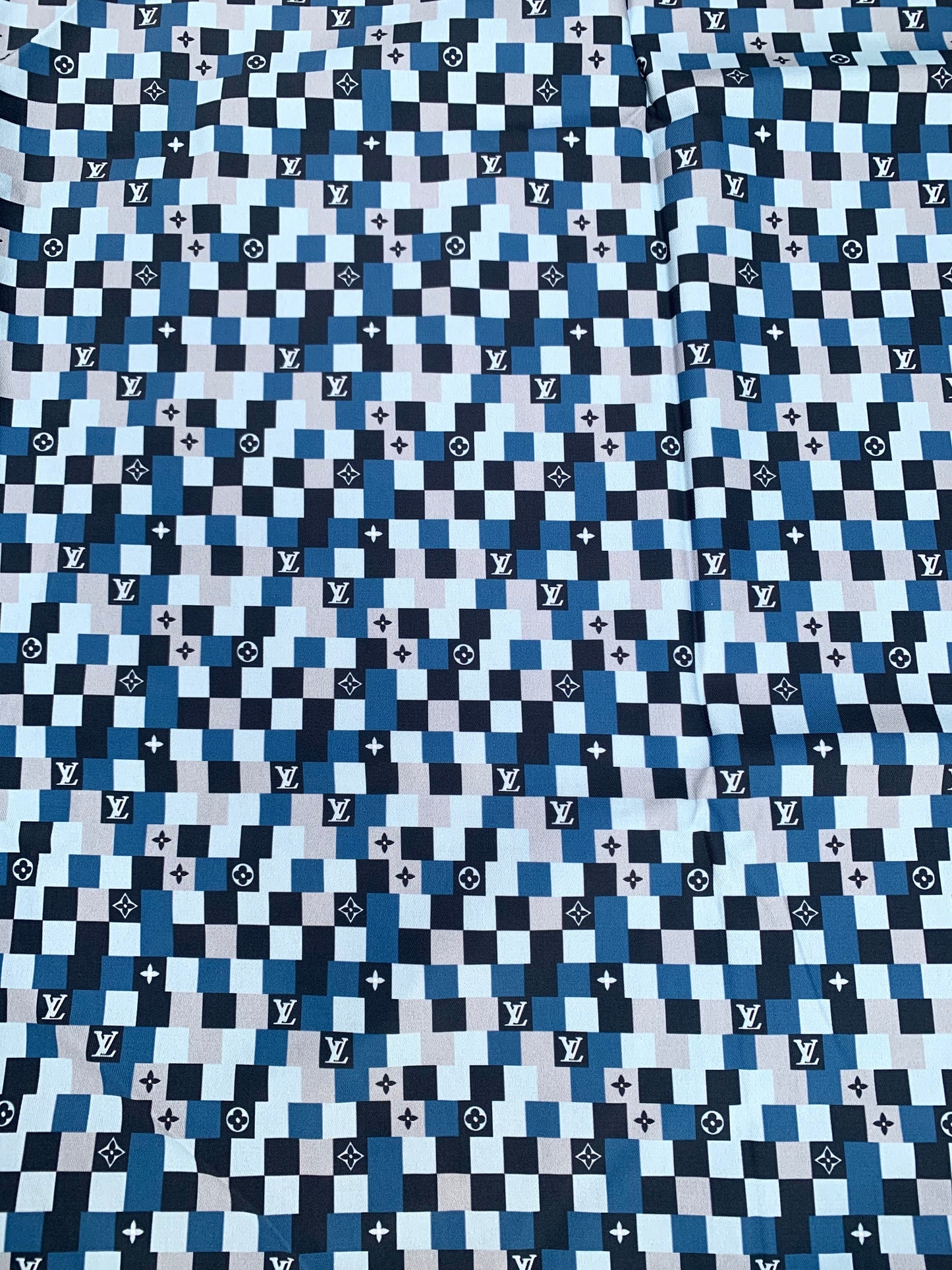 Nähen von benutzerdefiniertem blauem Damier Camouflage LV Baumwollstoff für DIY-Bekleidungsanzug