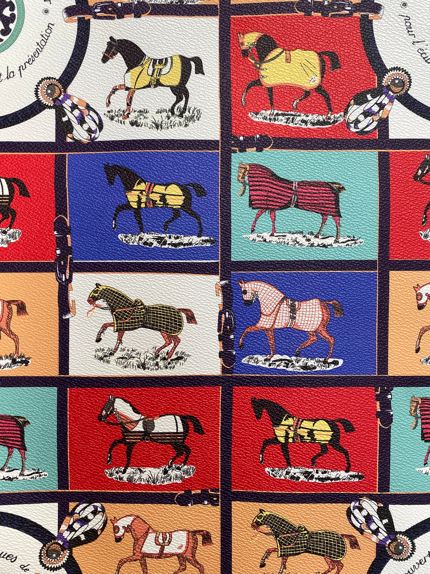 Tissu en cuir de cheval de créateur pour foulard Hermès pour l'artisanat fait à la main