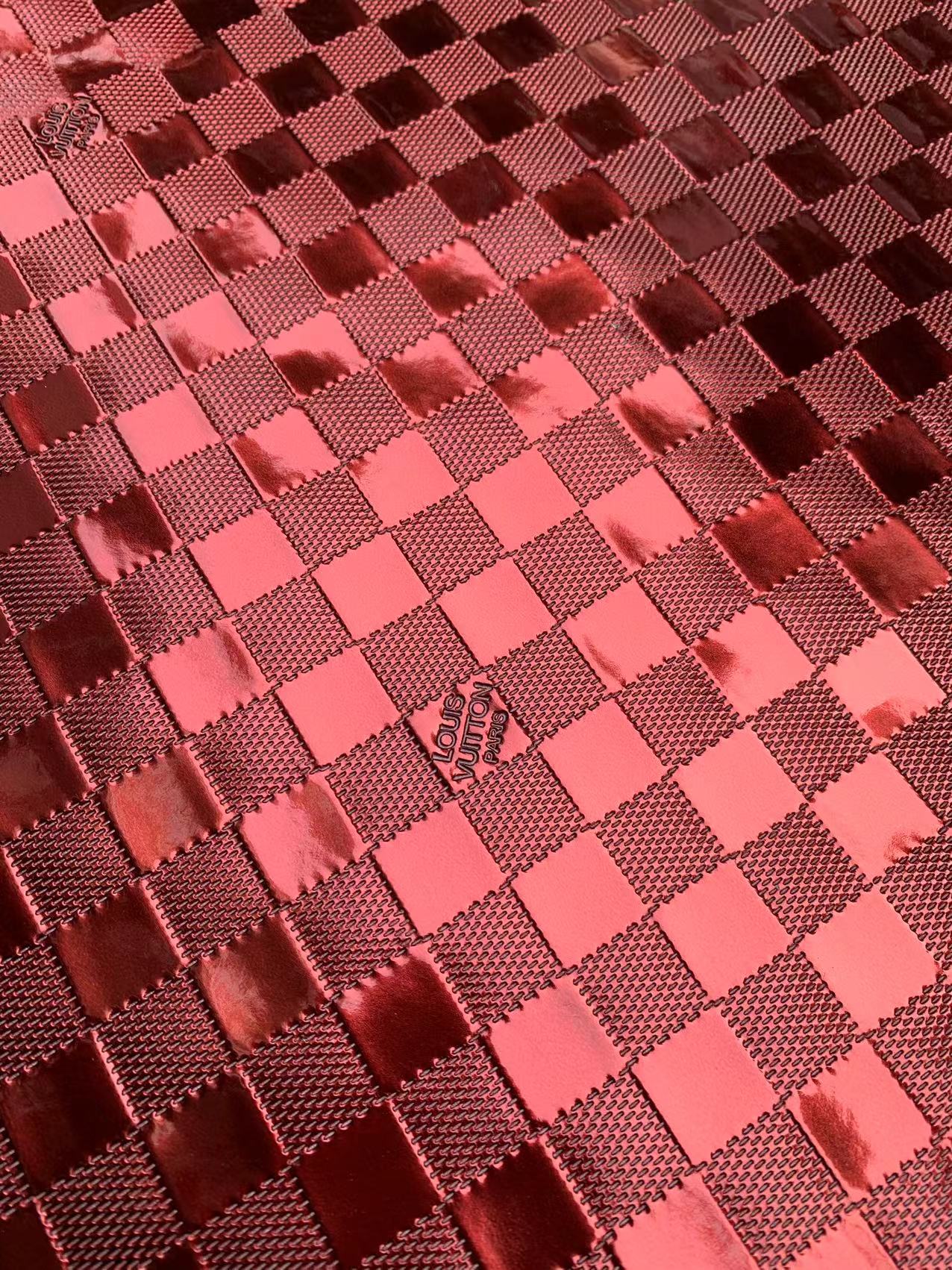 Burgunderrotes reflektierendes Damier LV Designer-Vinyl für DIY-Bastelarbeiten, handgefertigte individuelle Sneakers