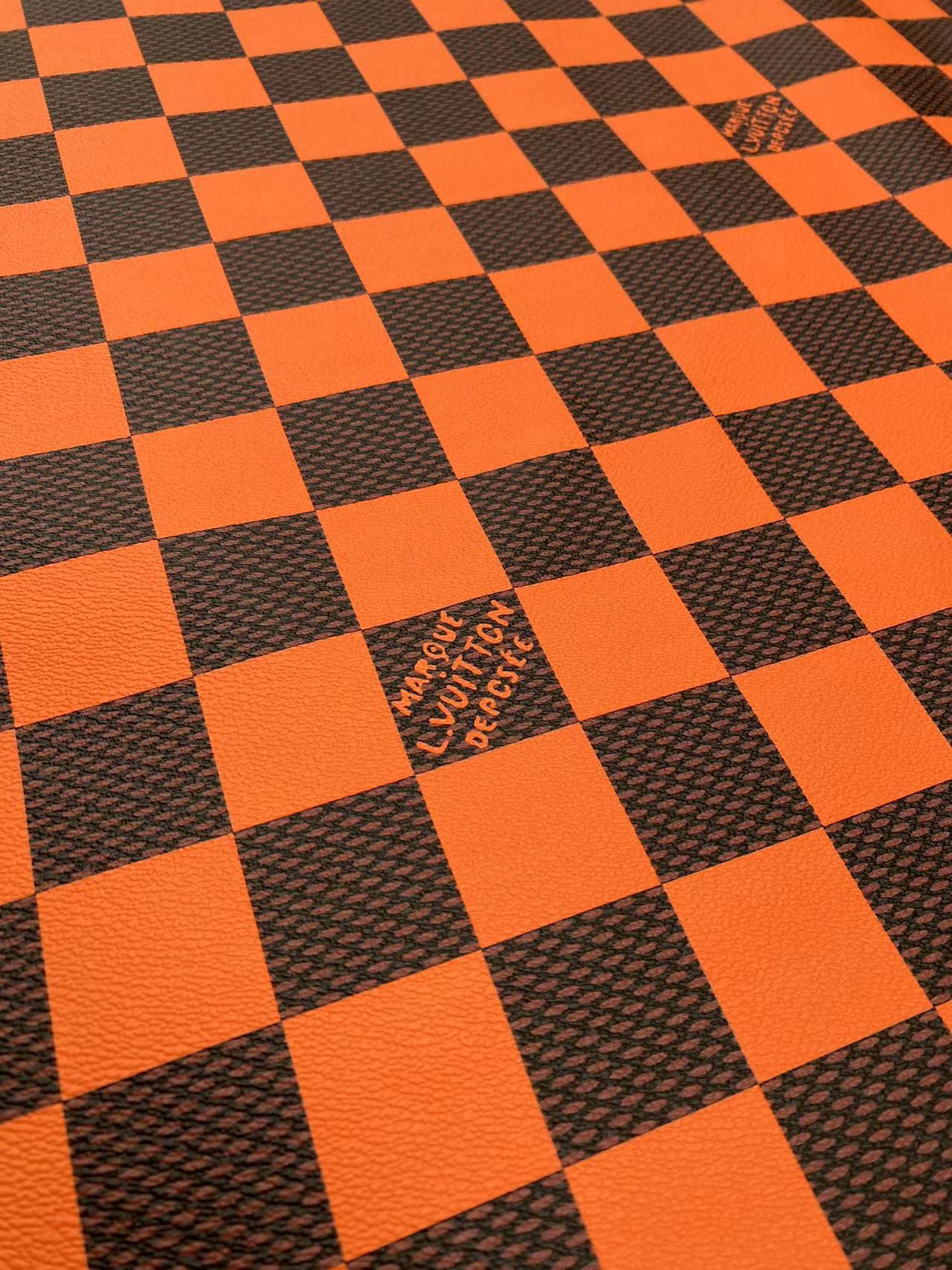 Cuir vinyle Damier à gros carreaux orange vif pour baskets LV Trainer 