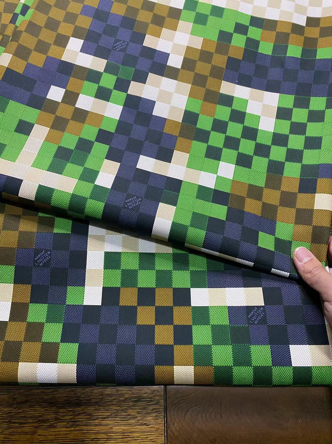 Tissu en coton à carreaux vert Damier LV pour costume Louis Vuitton pour couture artisanale sur mesure