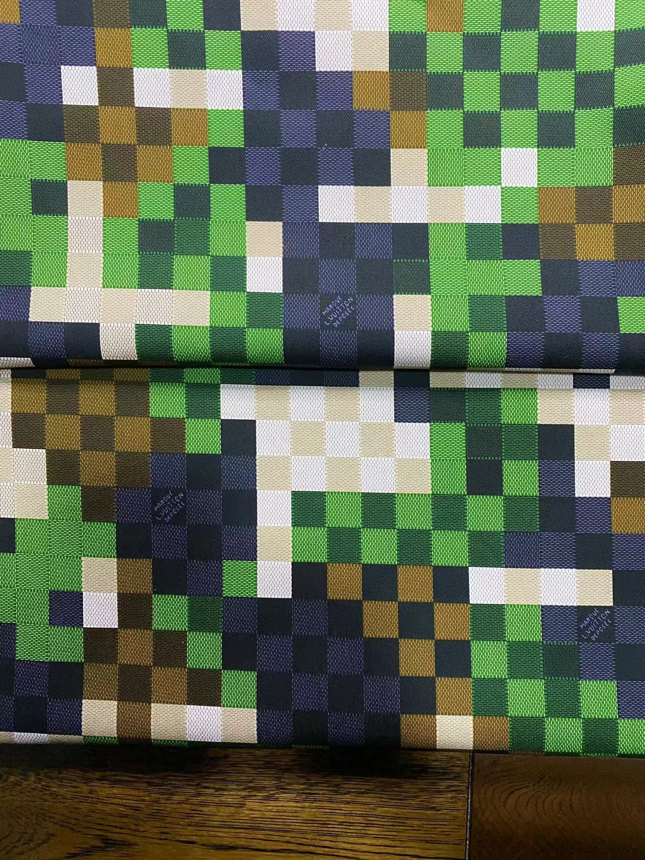 Tissu en coton à carreaux vert Damier LV pour costume Louis Vuitton pour couture artisanale sur mesure