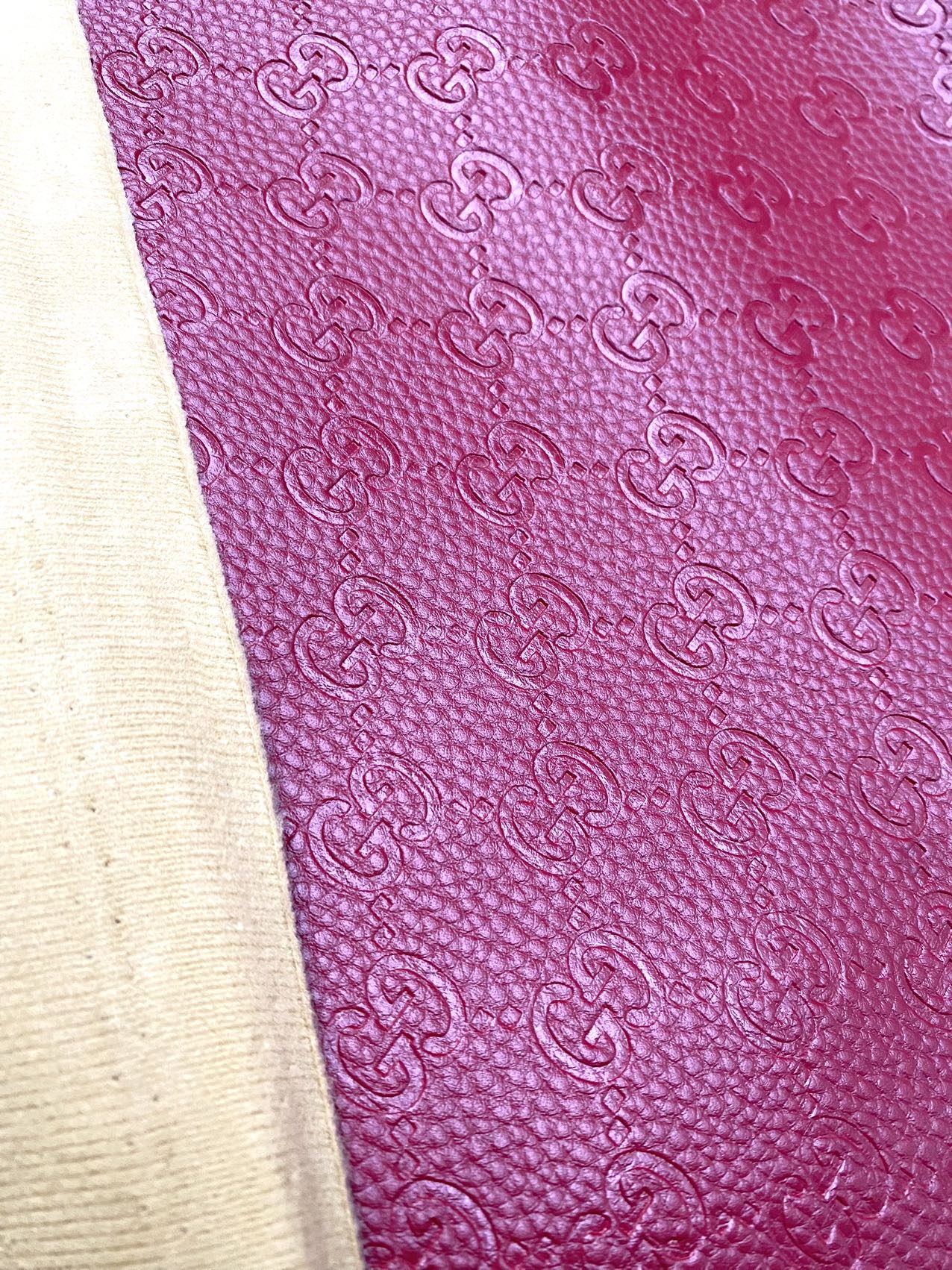 Soft Burgundy Gucci Embossed Car Seat Leather Materials for Handmade DIY Sewing