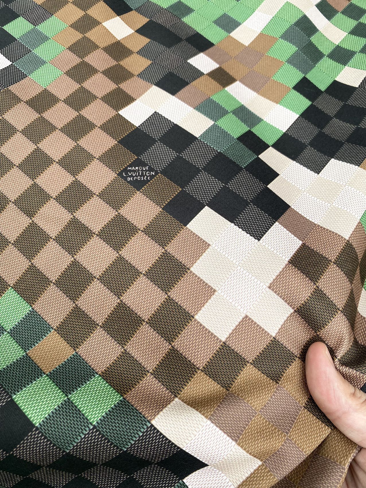 Tissu en coton Damier LV camouflage numérique pour veste fabriquée à la main sur mesure