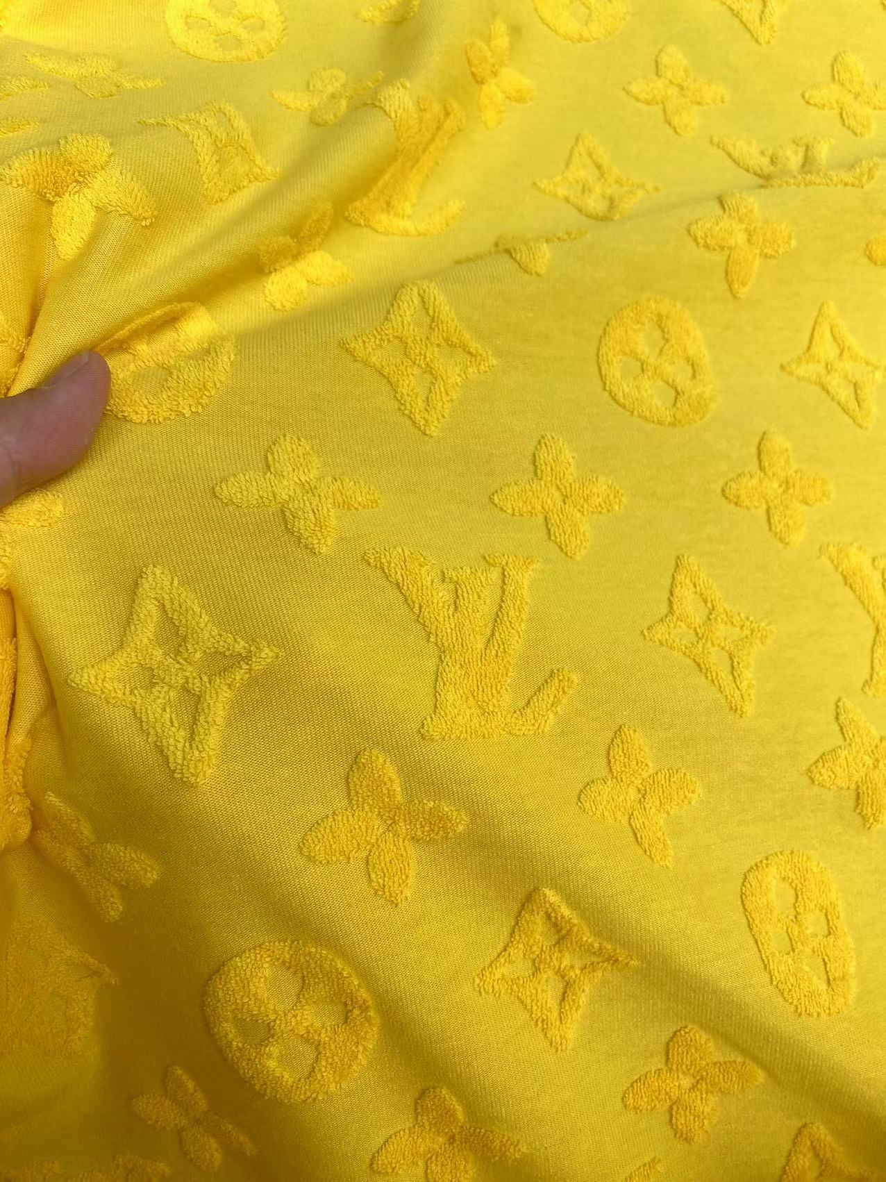 Tissu éponge en coton LV Banana Yellow Tissu doux et confortable pour vêtements faits à la main