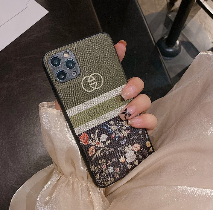 Étuis de téléphone en cuir de haute qualité avec logo et fleurs Gucci