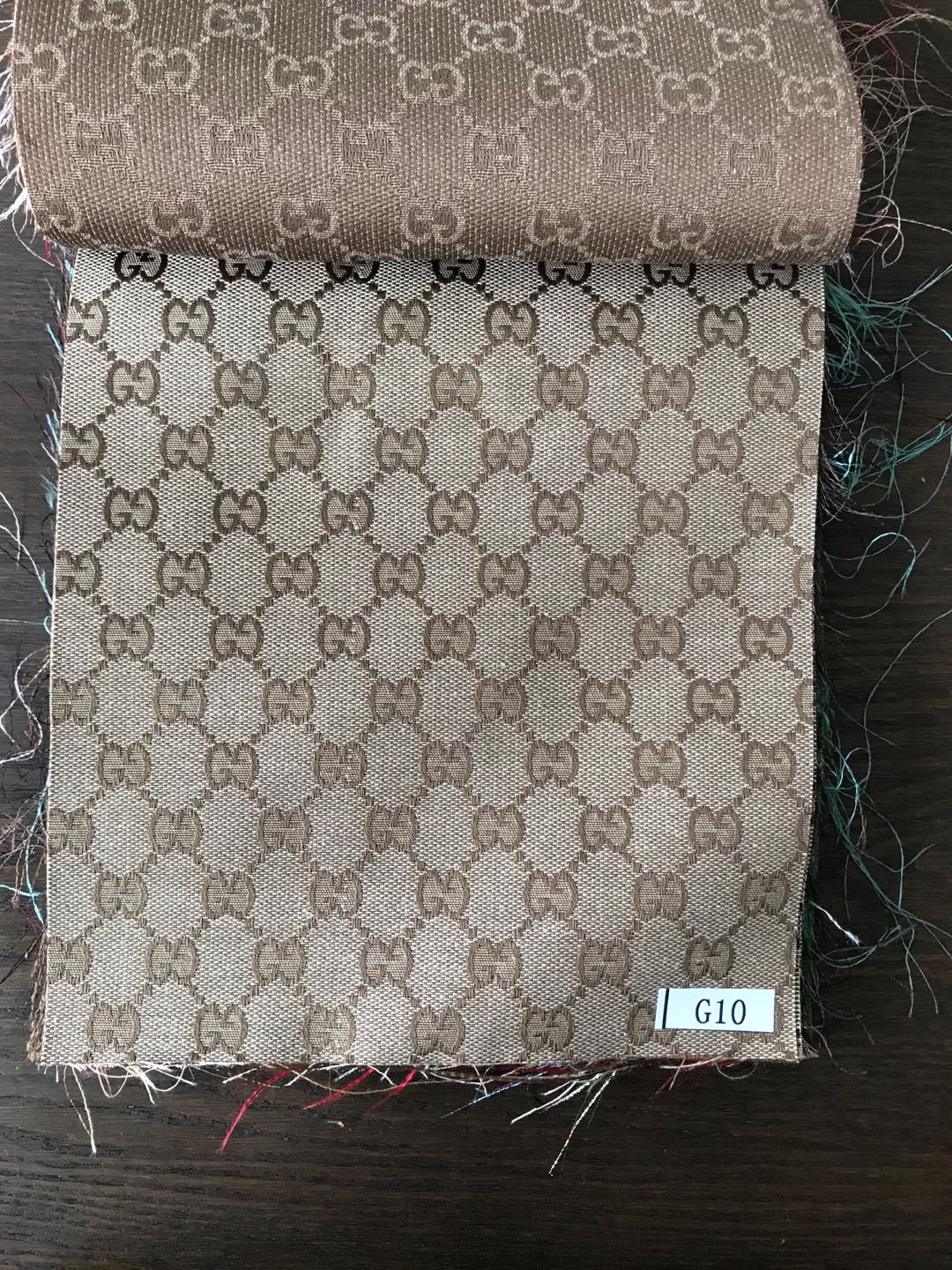 Tissu Jacquard Gucci pour chaussures et masques personnalisés