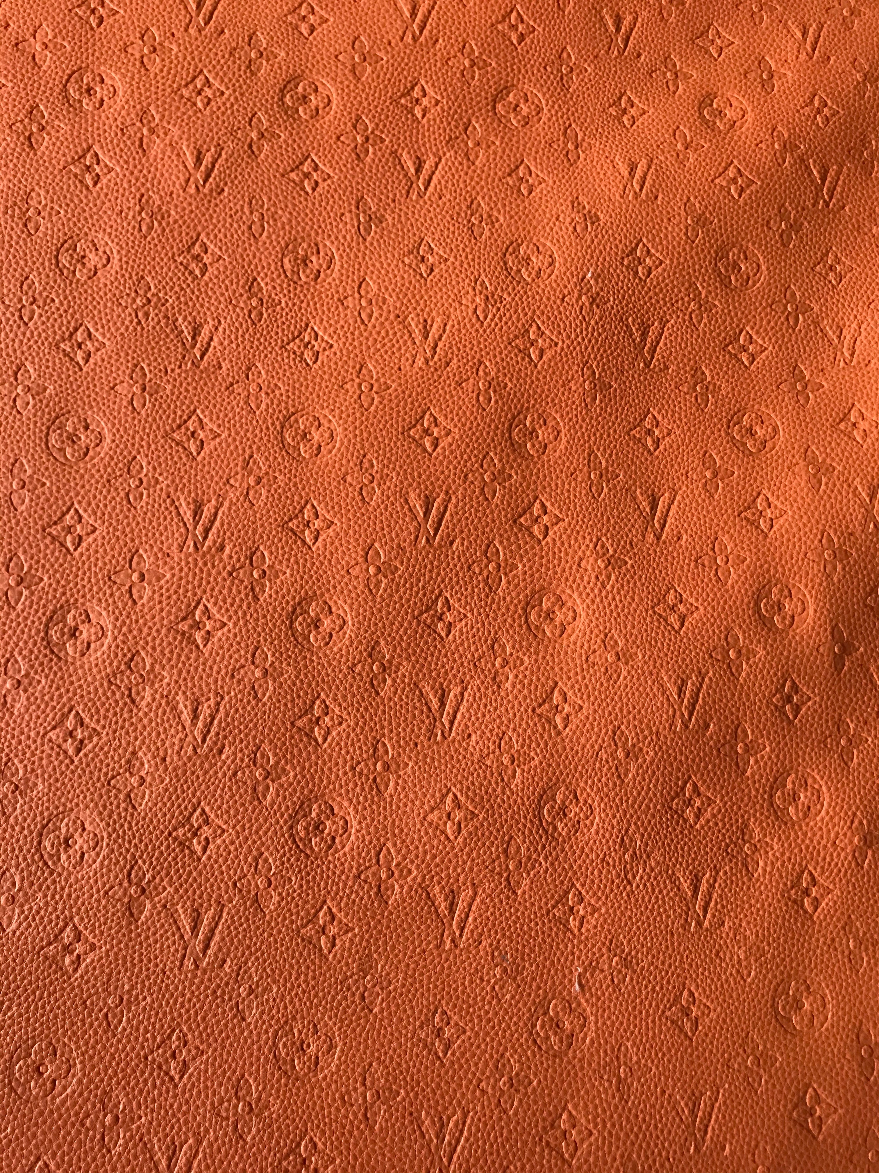 Best Quality White Embossed LV Leather Fabric for Bag Shoes Custom