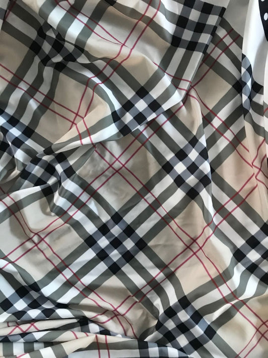 Tissu Burberry pour vêtements sur tissu poly élasthanne au mètre