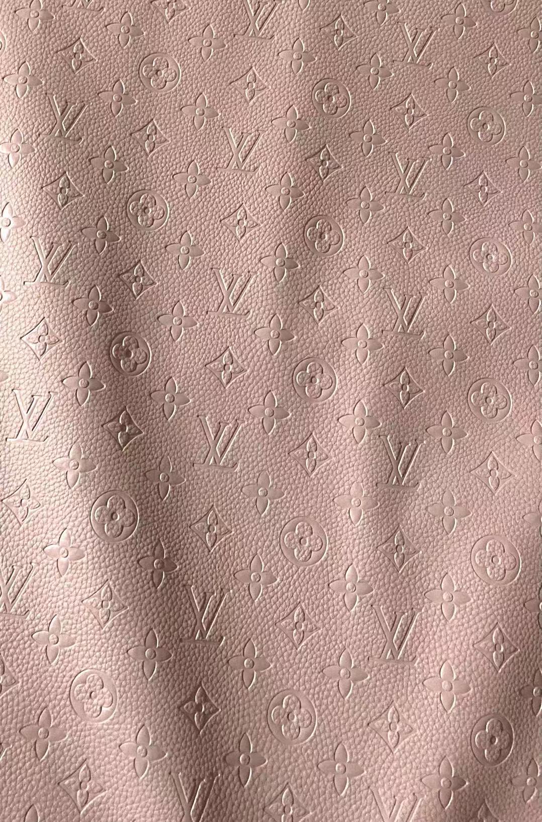 Cuir souple LV rose gaufré pour baskets personnalisées