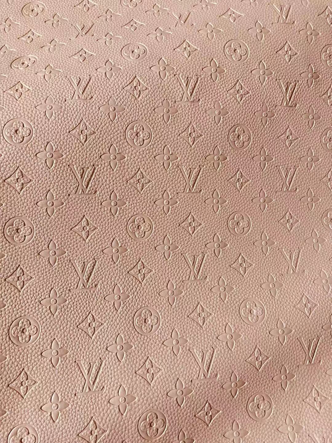 Cuir souple LV rose gaufré pour baskets personnalisées