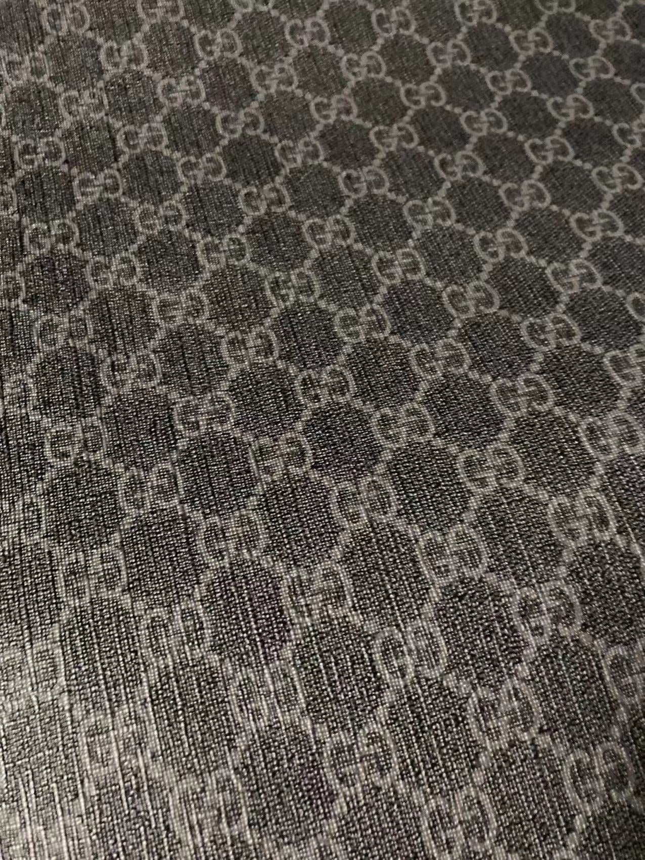 Klassisches Premium-Designerleder aus schwarz-grauem Gucci-Vinyl für individuelle Möbelpolster für Turnschuhe