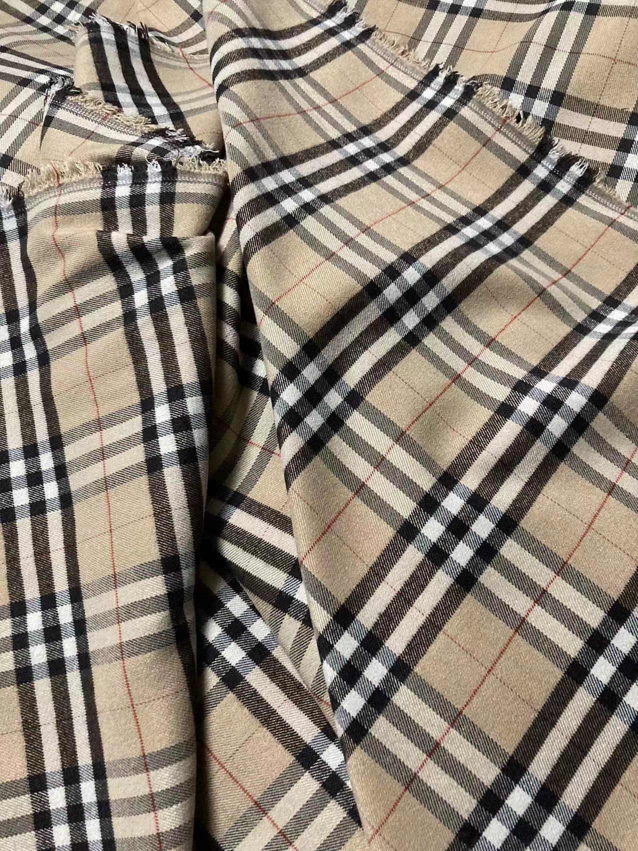 Tissu confortable en coton brossé à carreaux Burberry de haute qualité pour chemise