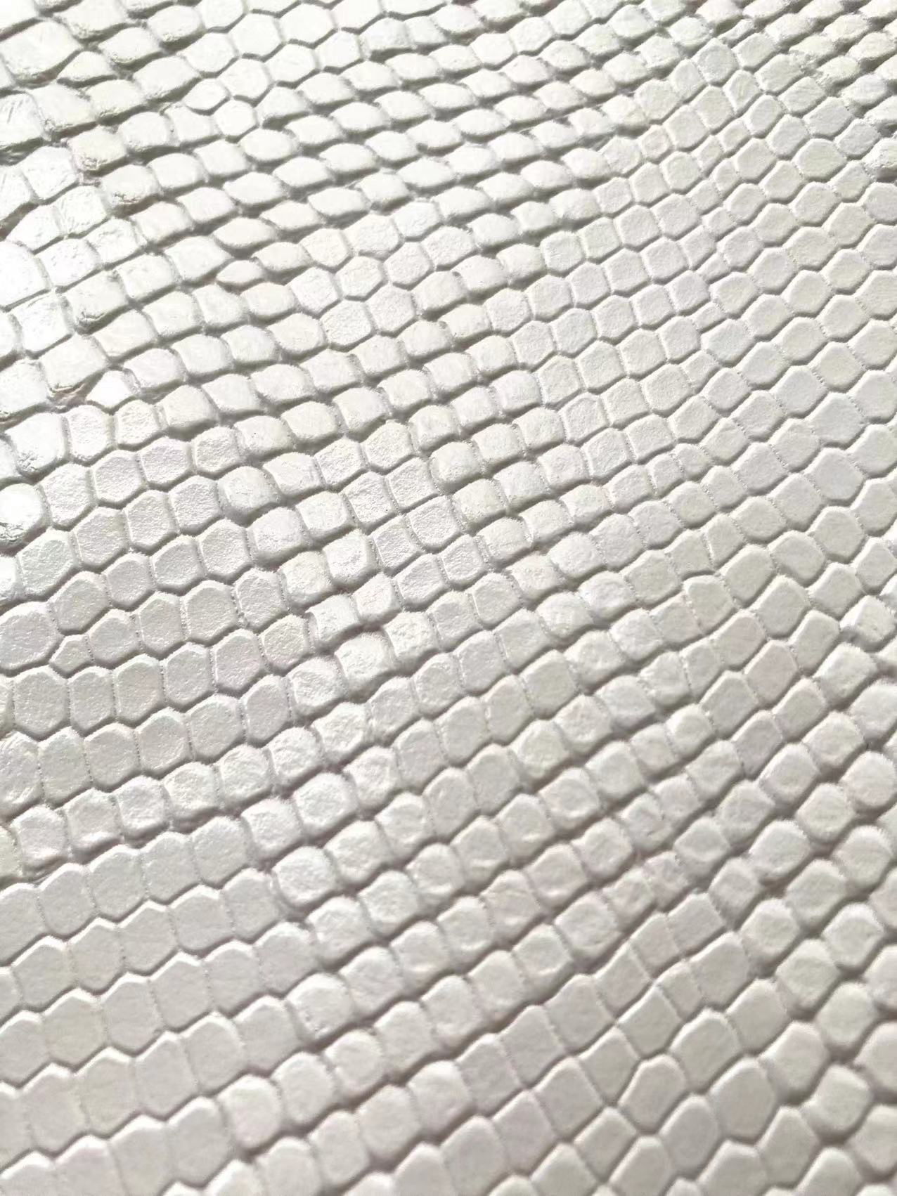 Pure White Snake Skin Leather for Custom Sneaker Sofa Furniture