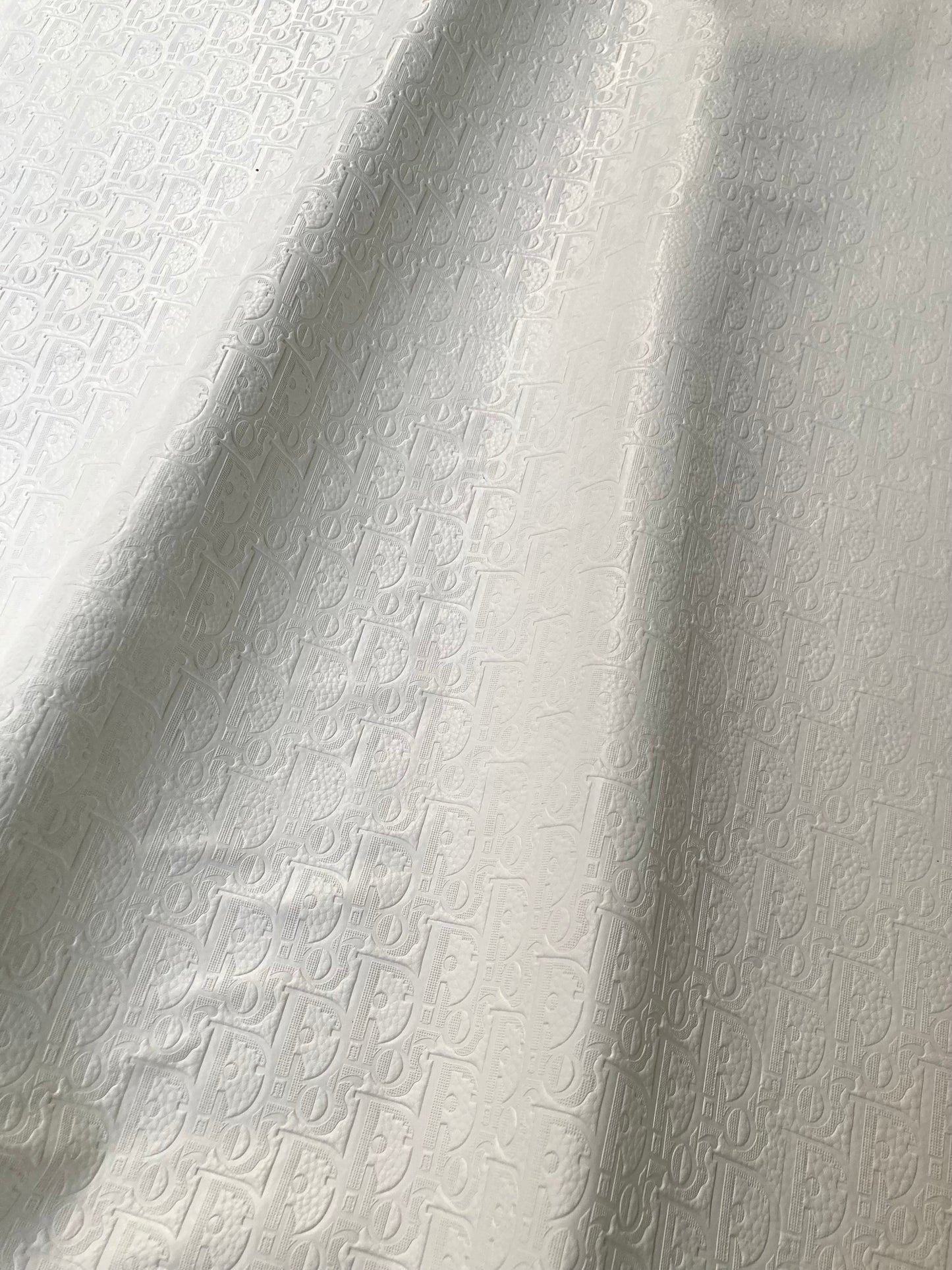 Handmade Leather White Embossed Dior Vinyl Fabric for Custom